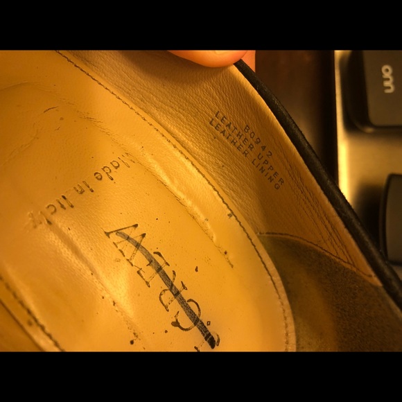 Black Pumps / Heels - Picture 6 of 9